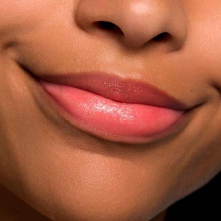 Lippenbalsam Juicy Bomb Glossy 01 One In A Melon, 2,5 g essence