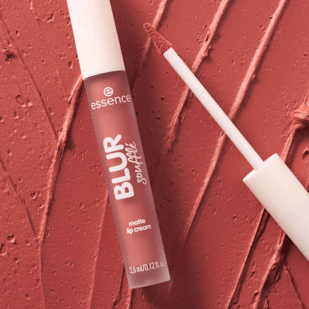 Lippenstift Blur Soufflé Matte Lip Cream 03 Hot Offline, 3,6 ml