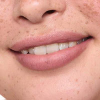 Lippenstift Blur Soufflé Sheer Nude 04 Nude Mauve, 3 g