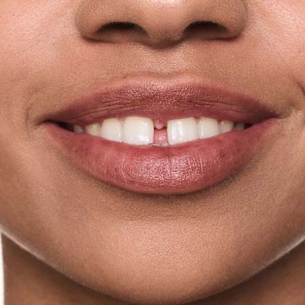 Lippenstift Blur Soufflé Sheer Nude 06 Nude Cocoa, 3 g