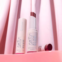 Lippenstift Satin Glow Luminous Shine 01 Whole Latte Love, 3,5 g