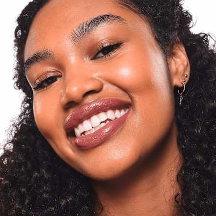 Lippenstift Satin Glow Luminous Shine 05 Chai There, 3,5 g