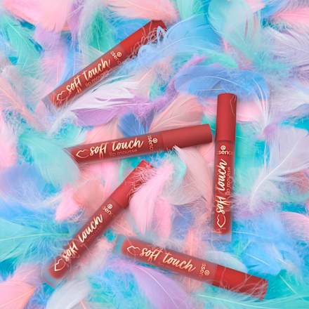 Lippenstift Soft Touch Lip Mousse 01 Fuel Your Passion, 4 g essence