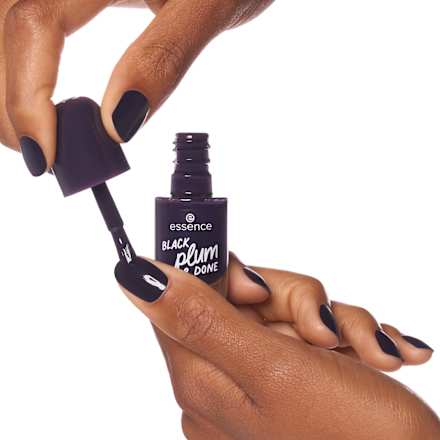Nagellack 84 Black Plum & Done, 8 ml essence