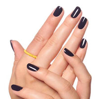 Nagellack 84 Black Plum & Done, 8 ml essence