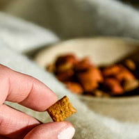 Kattensnacks met rundvlees, zalm en kattenkruid, Nutri Pockets Malt-Vitamine Mix, 150 g