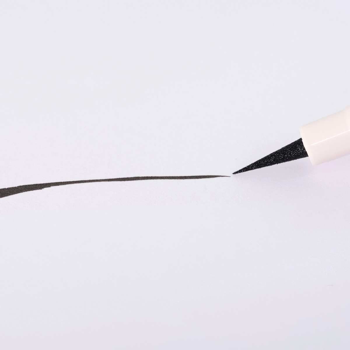 Jean&Len Eyeliner The Liquid Ink Pen Waterproof 010 True Black, 1 ml