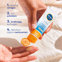 Sonnenfluid Gesicht mattierend & hell getönt LSF 50, 50 ml NIVEA SUN