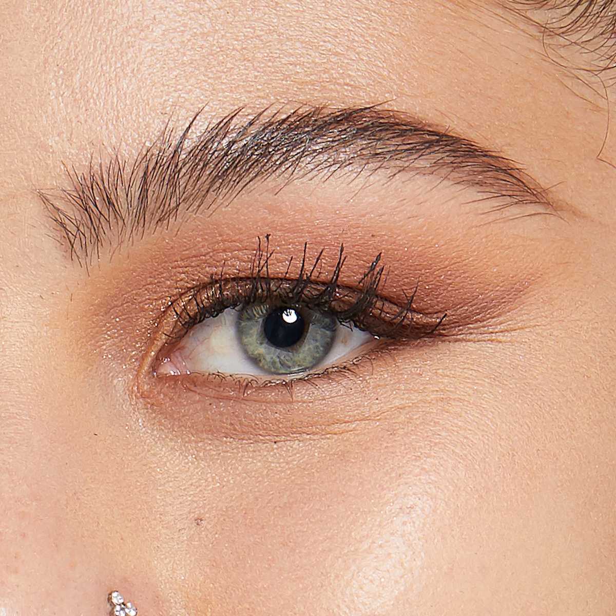 Mascara On The Rise Volume Liftscara Zwart, 10 ml