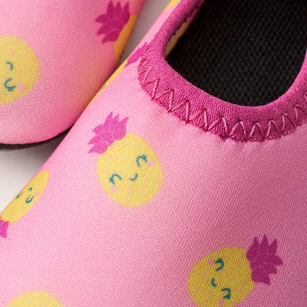 Badeschuhe mit Ananas-Muster, rosa, Gr. 23/24, 1 St