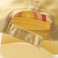 Basecap mit Regenbogen-Bouclé-Applikation, gelb, Gr. 52/53, 1 St