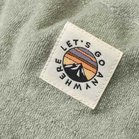 Hut aus Frottee und mit "Let's go anywhere"-Label, grün, Gr. 52/53, 1 St PUSBLU