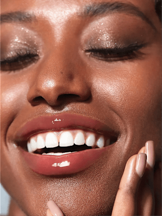 Lippenstift Lip Plumper Shine Sepia Kiss, 2 g