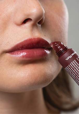Lipgloss Intense Plum LSF 50, regenerierend, 15 ml