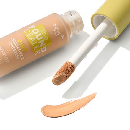 Foundation & Concealer The Foundcealer 2in1 020, 30 ml