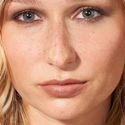 Lipstick Hero Stay Matte 060 Licht Nude, 1,4 g